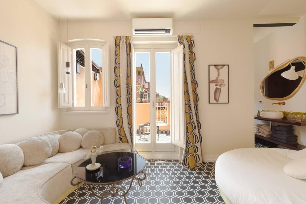 Via Veneto Supreme Terrace Apartment